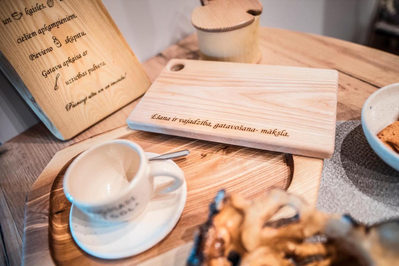 Handmade Latgola - Vairak Ka Vienkarsi "Naktsmitne" Livani ภายนอก รูปภาพ
